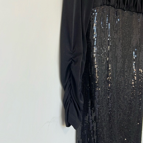 TAHARI ASL SEQUINED DRESS CINCHED SLEEVES ~ SIZE 14 - Picture 2 of 10